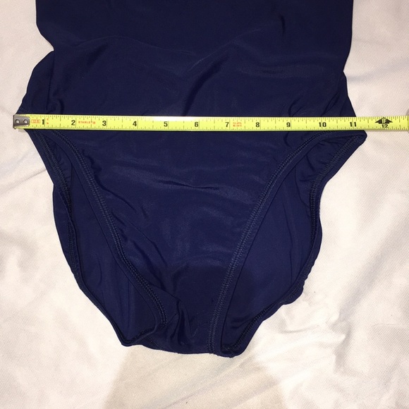 Nike 34 Women’s 8 Swimsuit One piece Navy - Picture 13 of 16